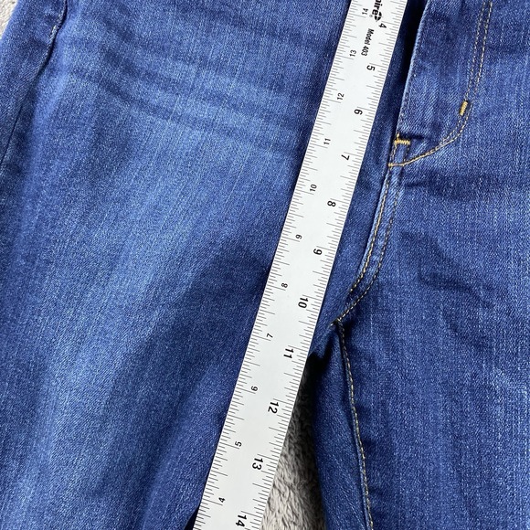 Singnature Levis  Capri Jeans Womens 12‎ Blue Dark Wash Mid Rise - Picture 6 of 15
